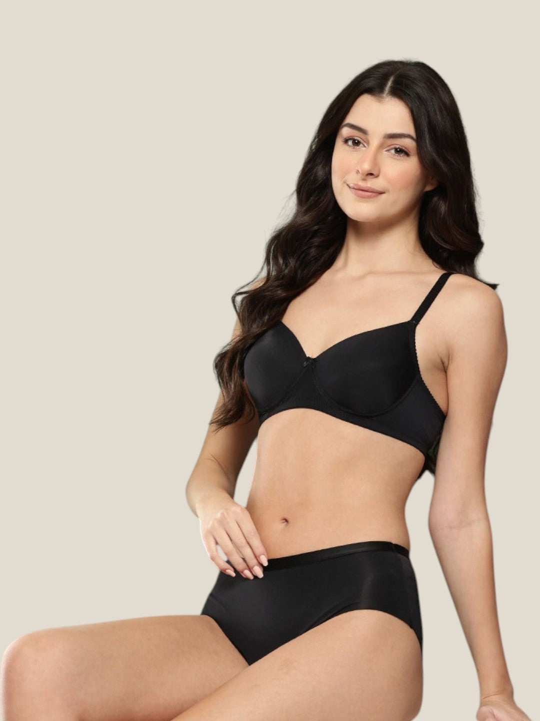 Women's Solid Lightly Padded Non Wired Lingerie Set